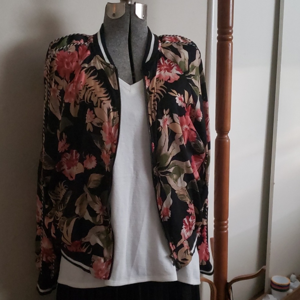 Bomber jacket